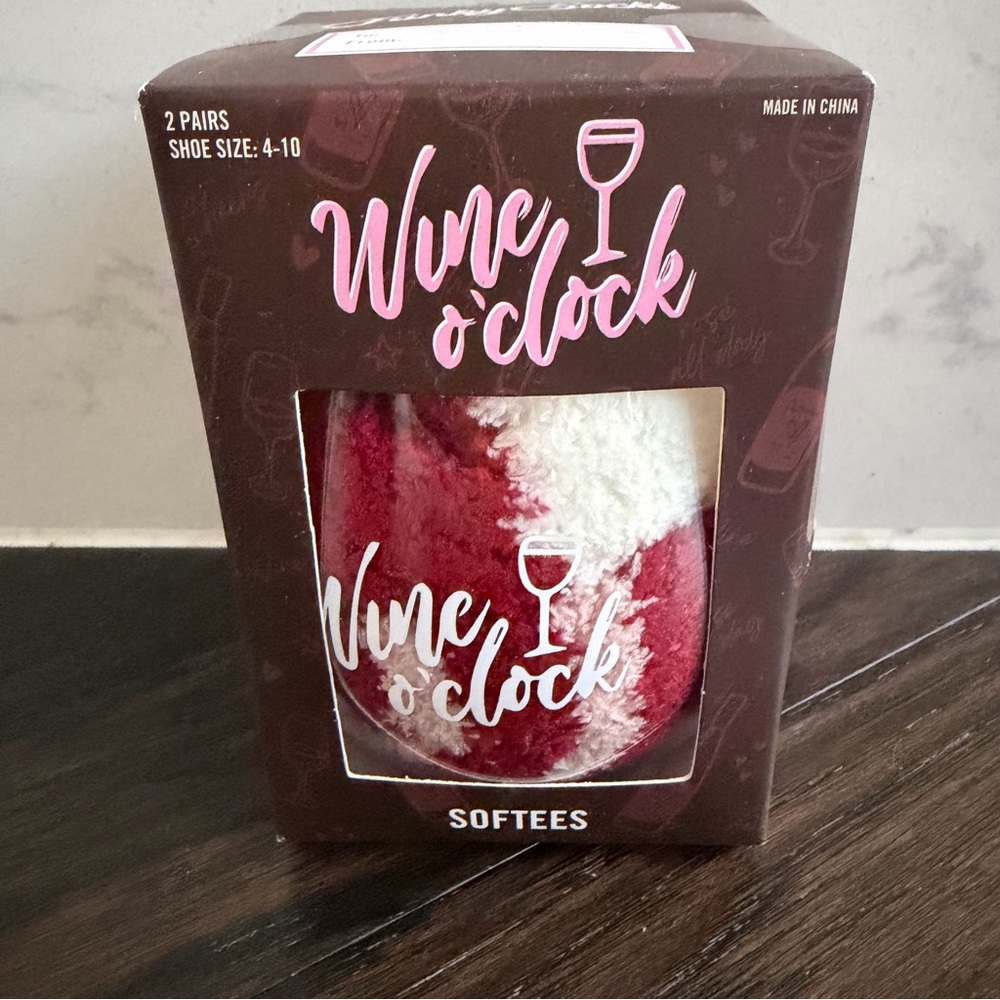 Wine glass and two socks bundle gift set